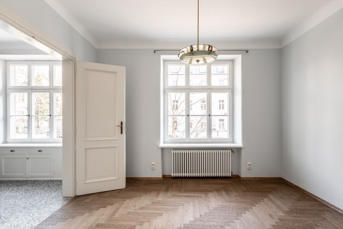 Restored historic apartment with terrace in Mokotów – 6
