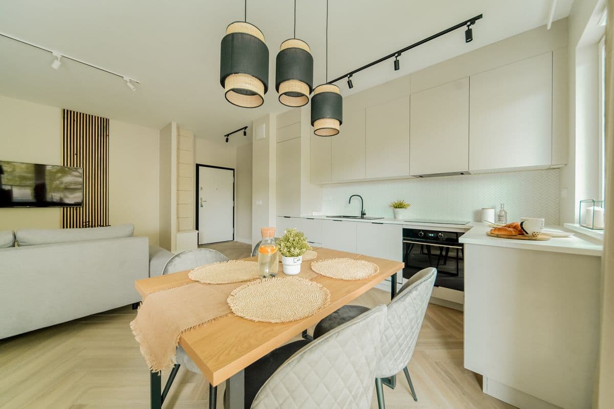 Modern 3-room apartment near Park Znicza – 4