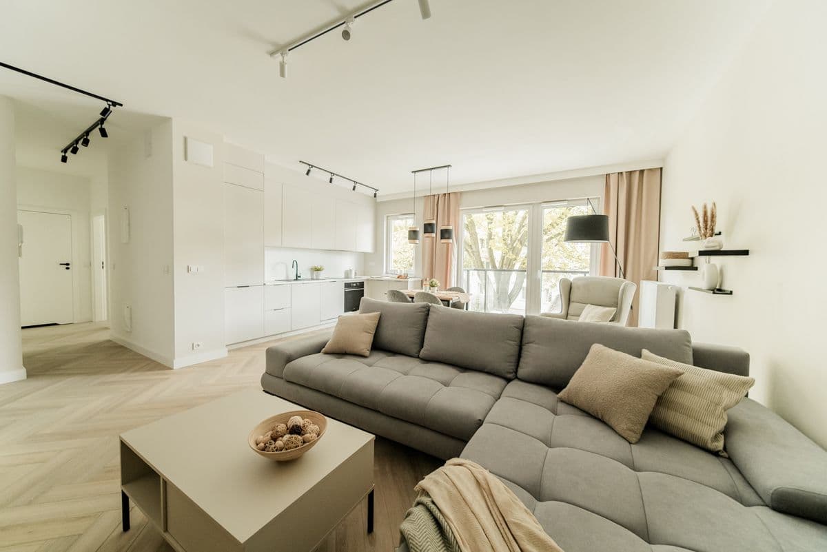 Modern 3-room apartment near Park Znicza – 7