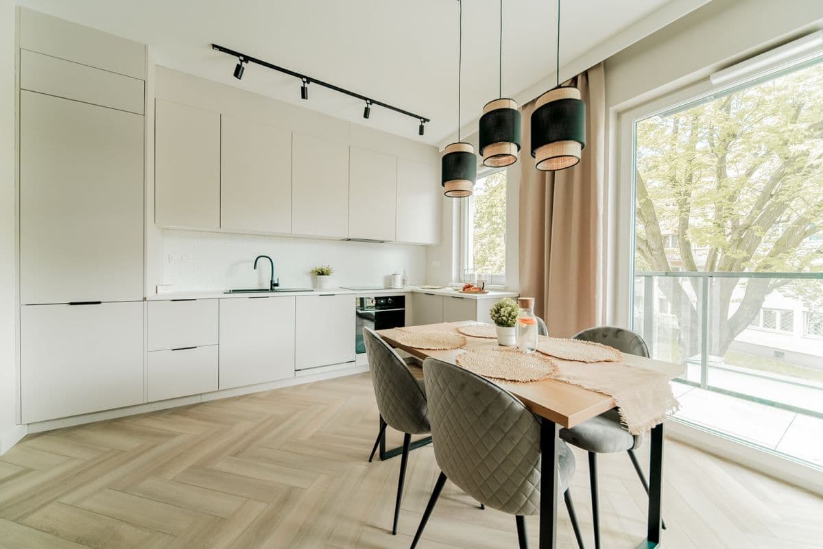 Modern 3-room apartment near Park Znicza – 10