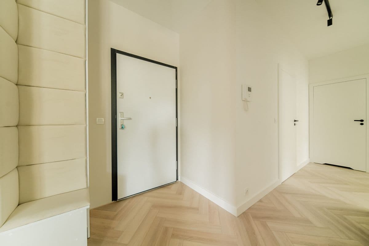 Modern 3-room apartment near Park Znicza – 17