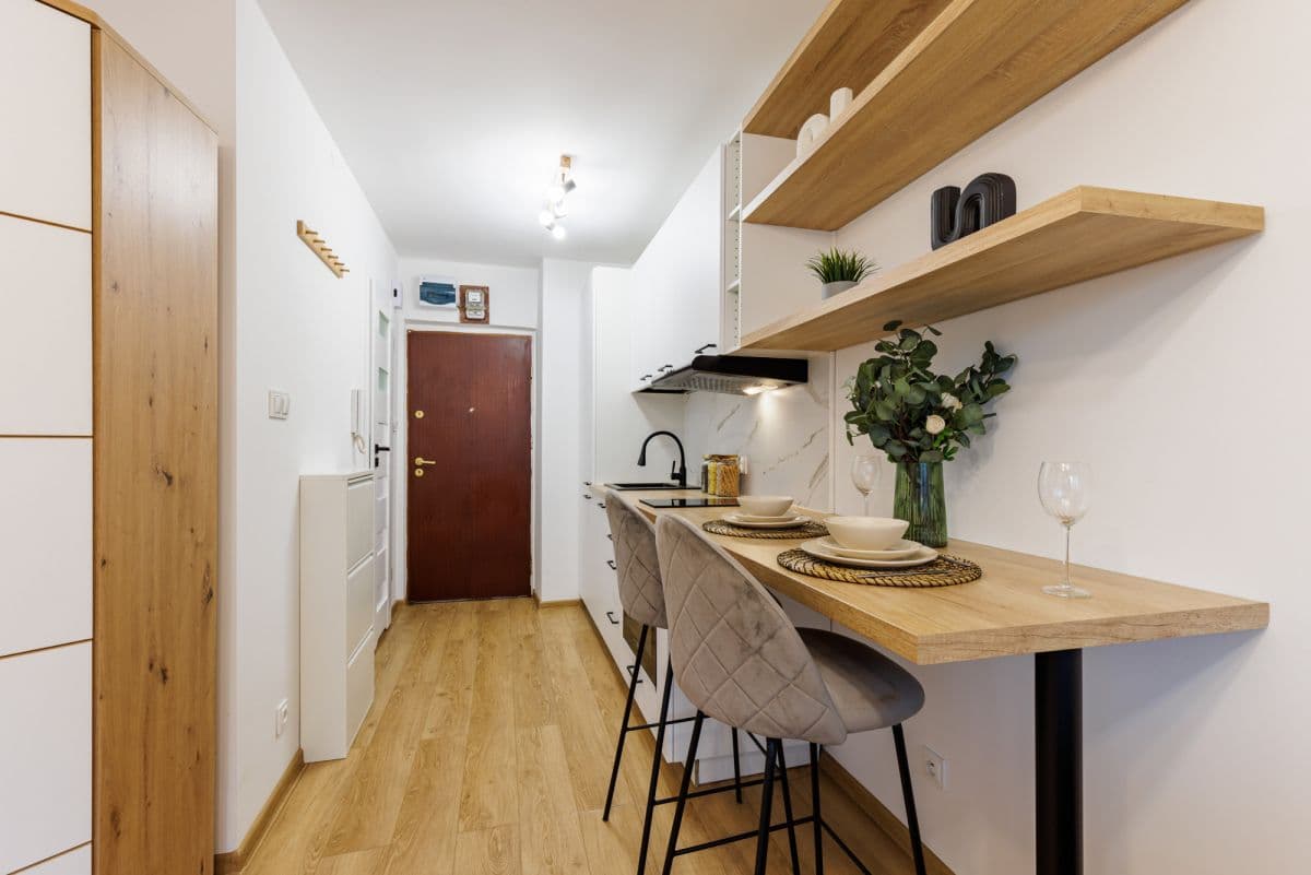 Studio with skyline view in central Warsaw – 5