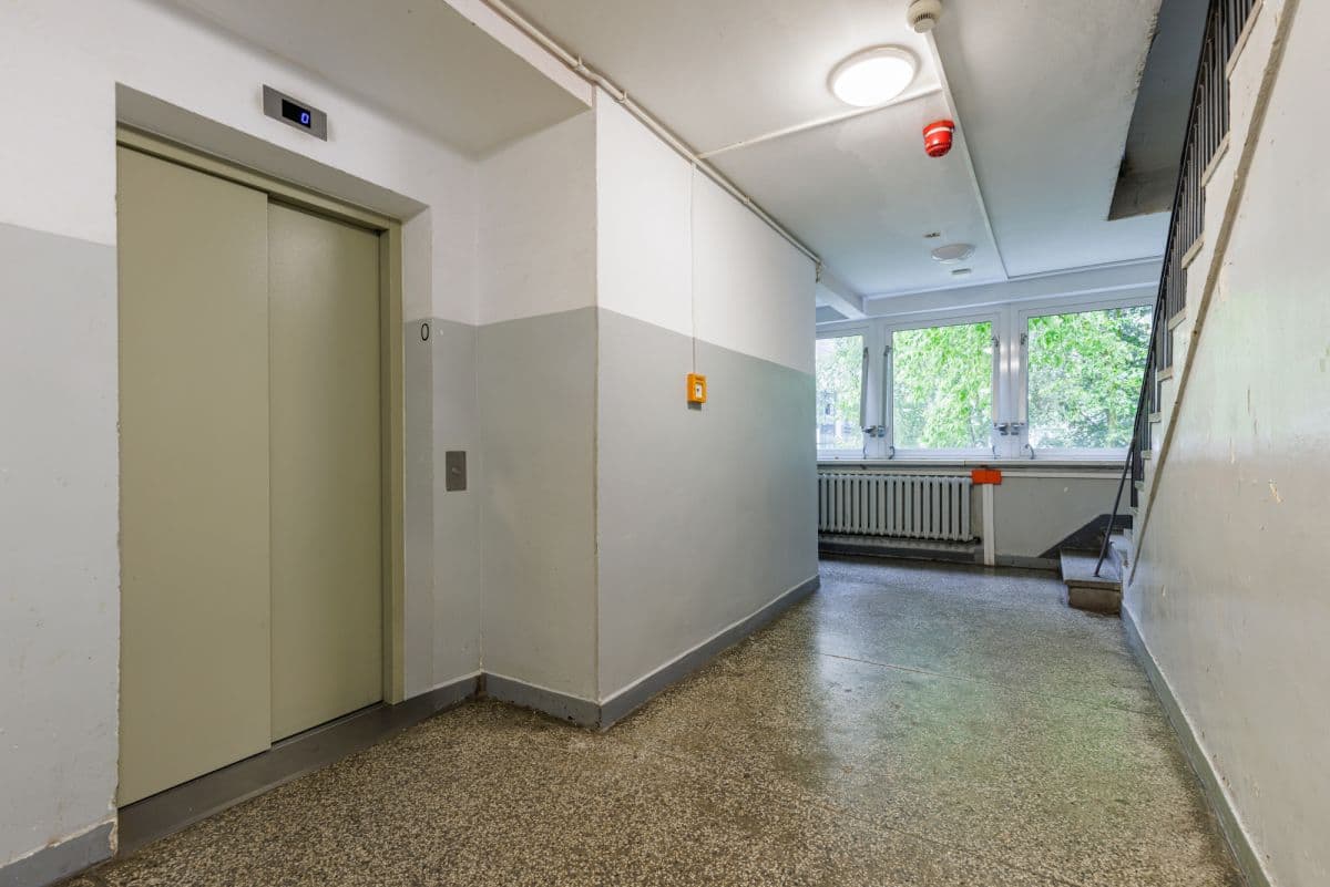 Studio with skyline view in central Warsaw – 11