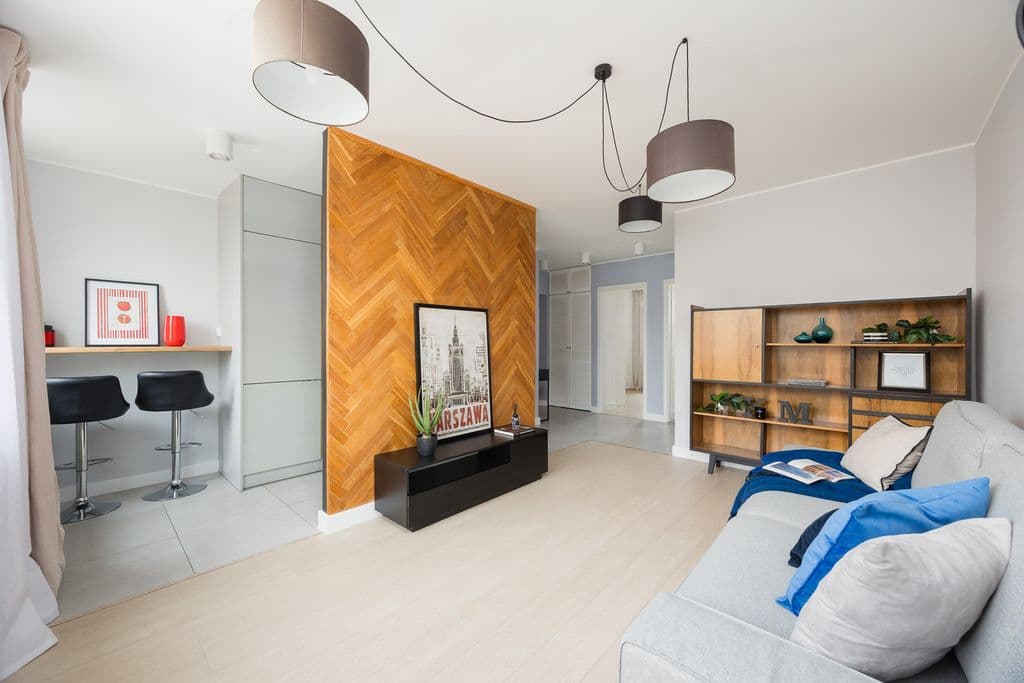 Renovated 3-room apartment ready to move in – 1