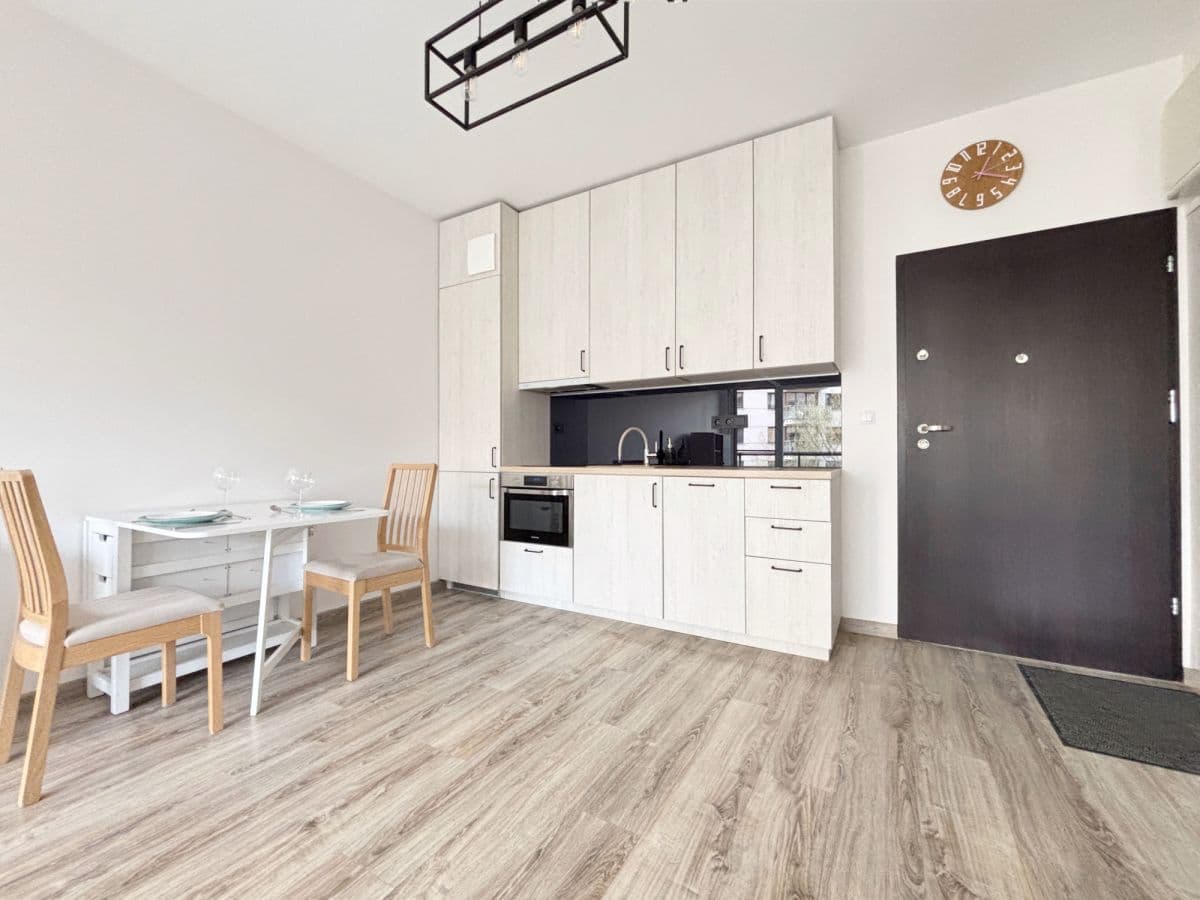 Air-conditioned 2-room apartment near Młociny metro – 5