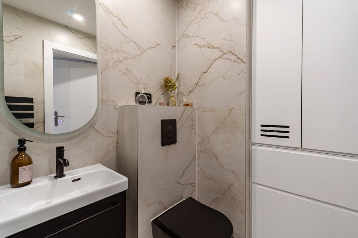 Bright and functional apartment on the first floor – 12