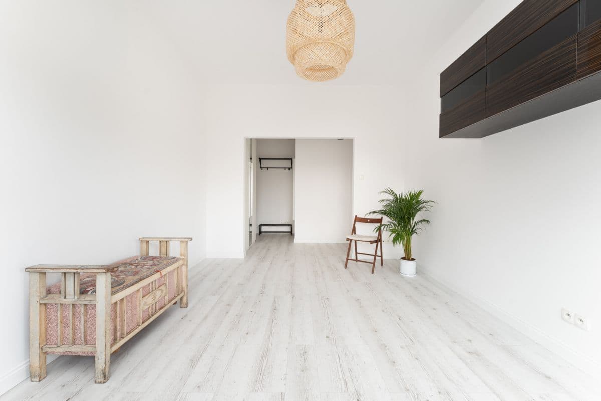 Spacious apartment with 81 sqm terrace near SWPS University – 2