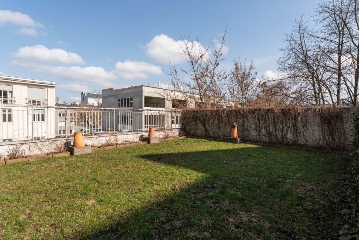 Spacious apartment with 81 sqm terrace near SWPS University – 13