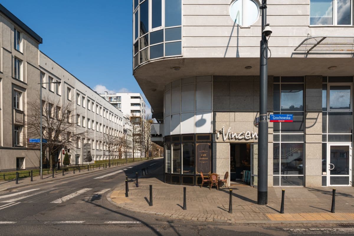 Spacious apartment with 81 sqm terrace near SWPS University – 16