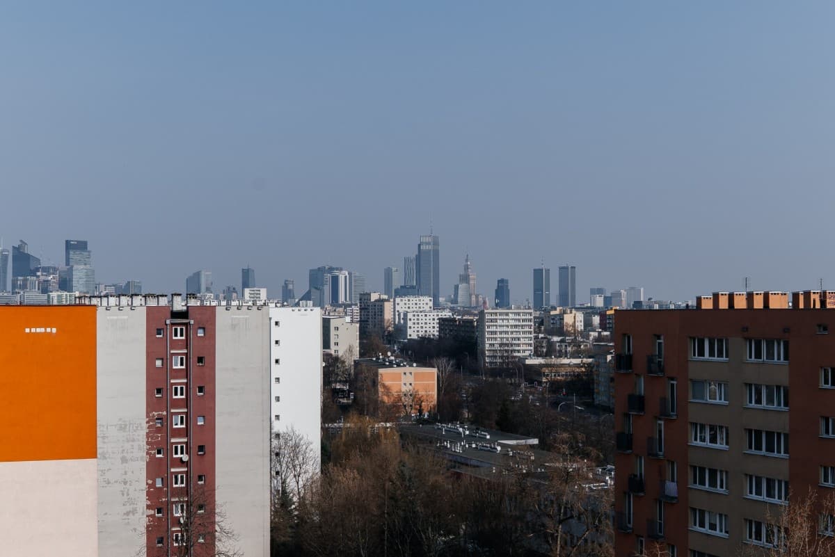 Invest in a rental-ready unit with city views – 5