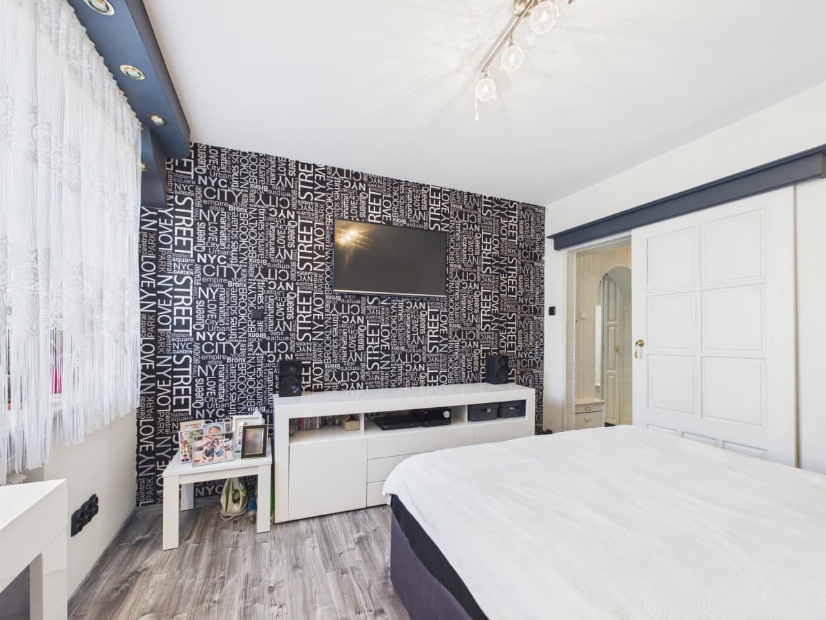 Functional 2-bedroom apartment with large balcony – 18