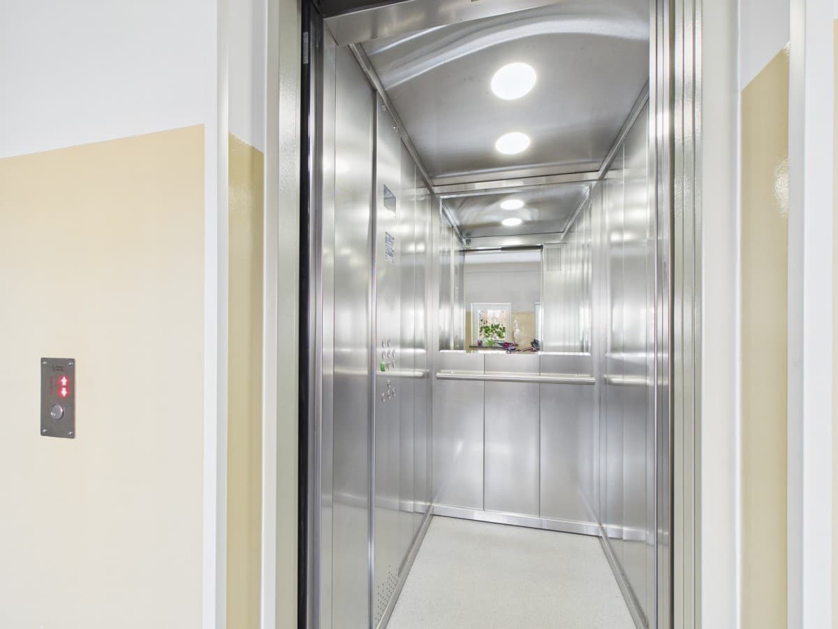 Functional 2-bedroom apartment with large balcony – 21