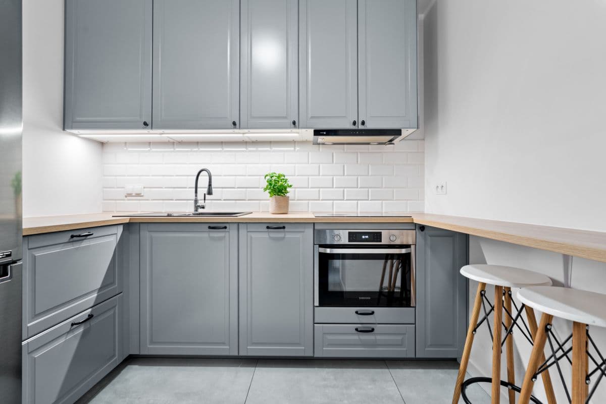 Modern 3-room apartment with garage in Fort Wola – 5