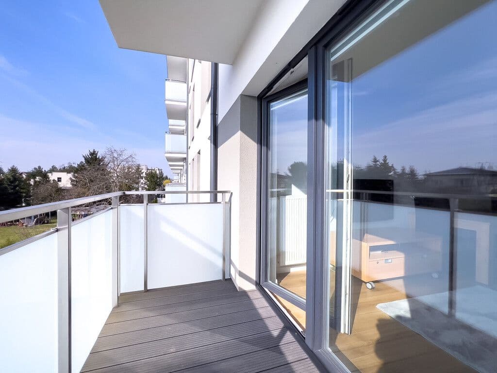 Three-room apartment in Piaseczno, available April 2026 – 4