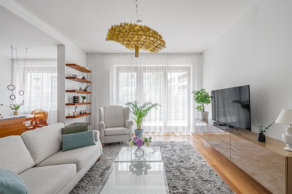 Spacious apartment with 35 m² terrace in Wilanów – 1