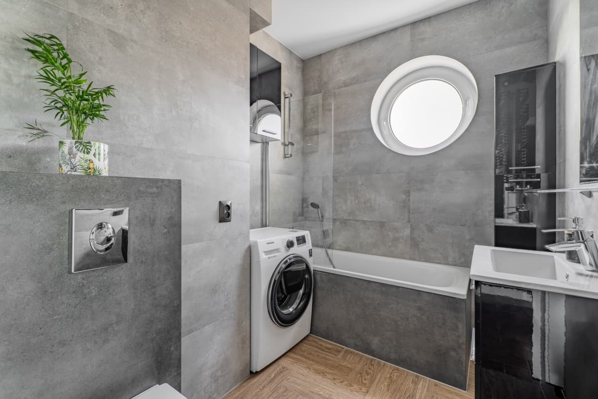 Bright 2-room apartment by Wawrzyszew Metro – 6