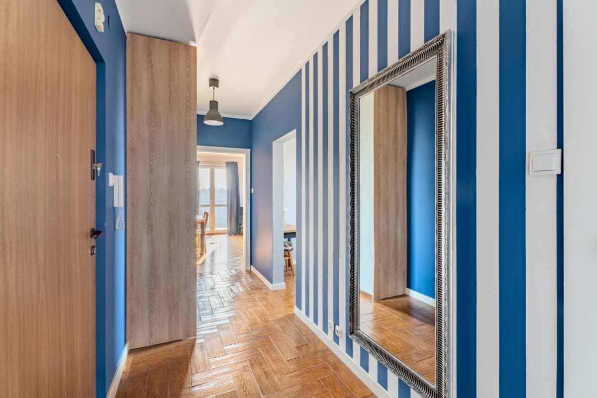 Bright 2-room apartment by Wawrzyszew Metro – 11