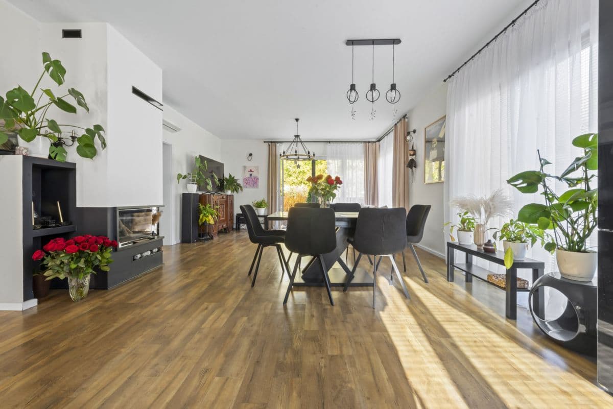 Spacious family home with beautiful garden in Ciszyca – 2