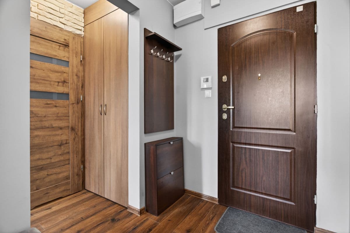 Modern 2-room apartment in tranquil Mokotów – 8