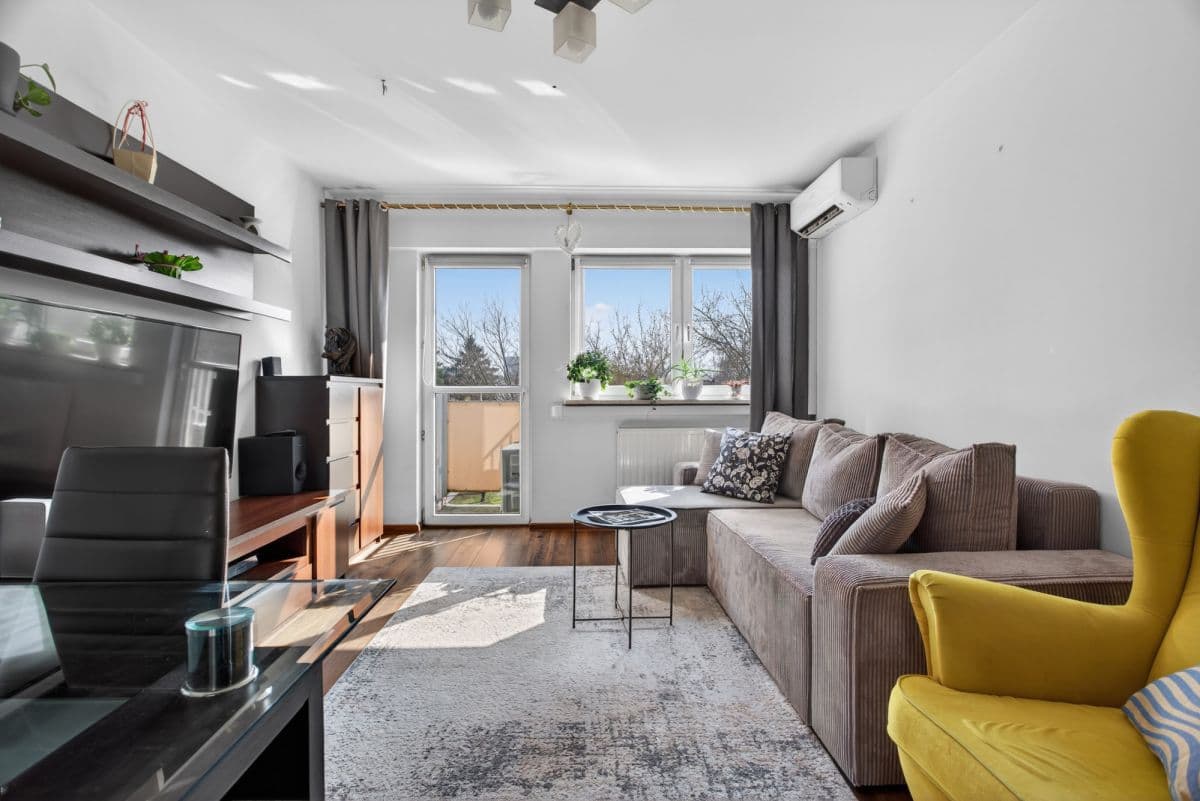 Modern 2-room apartment in tranquil Mokotów – 9