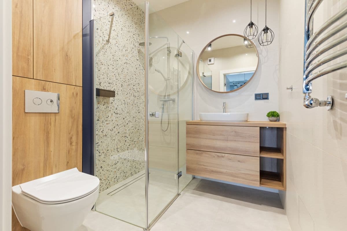 Spacious apartment with panoramic city views – 13