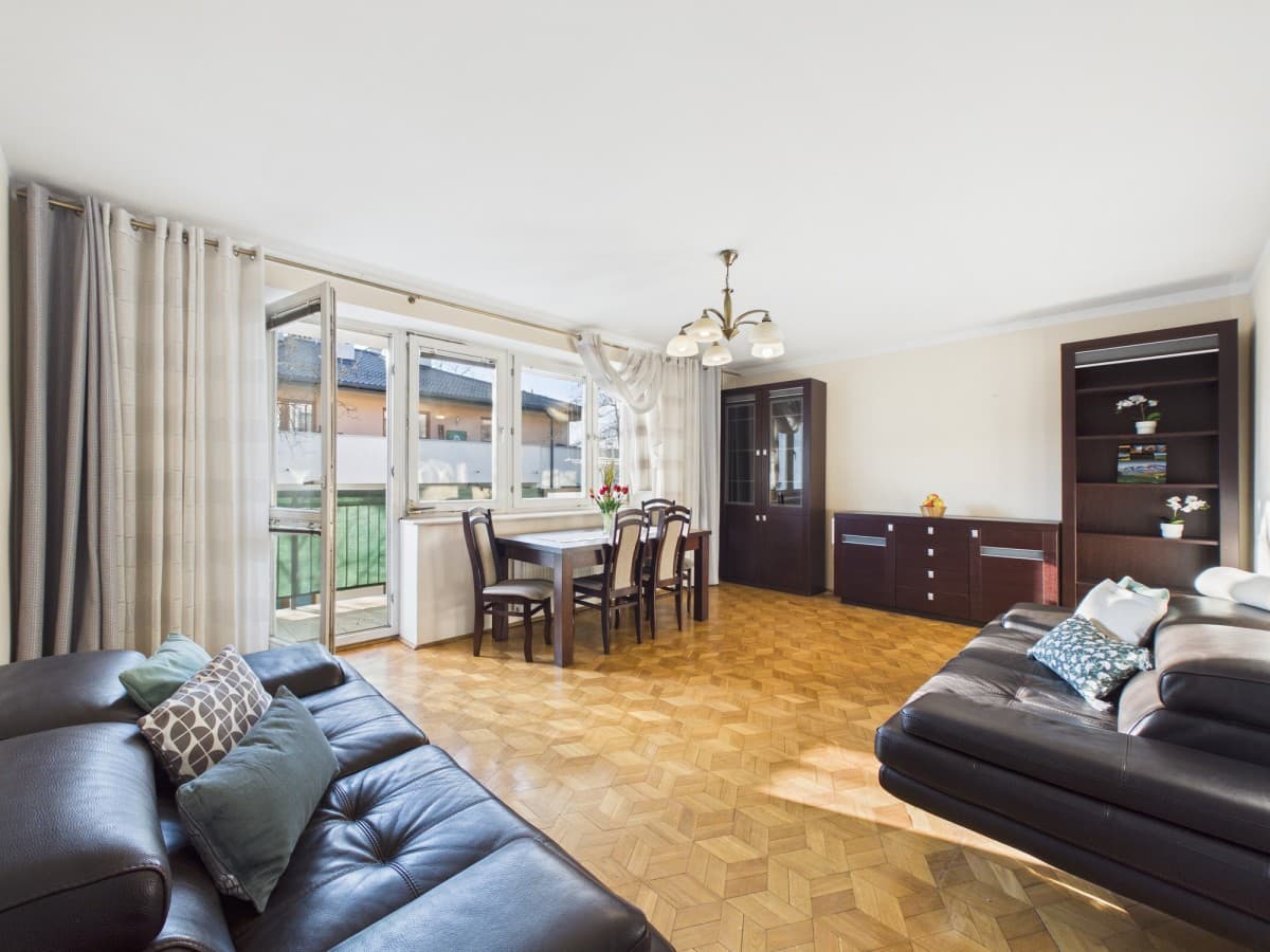 functional three-room flat in Stara Miłosna – 1