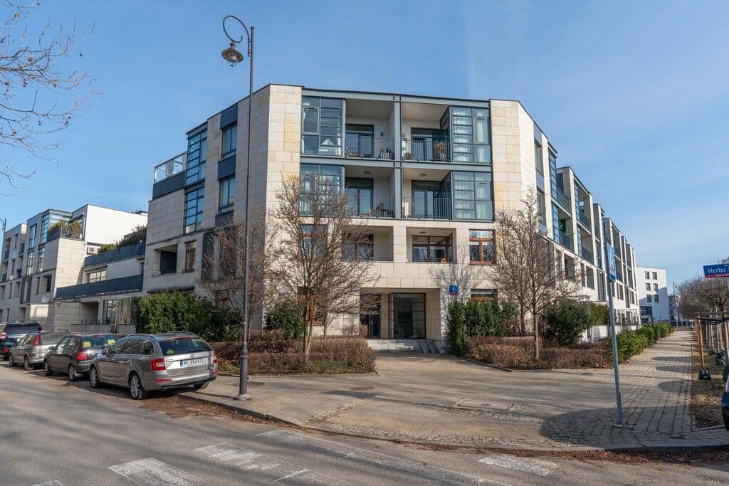 Spacious apartment with dual terraces in Wilanów – 19