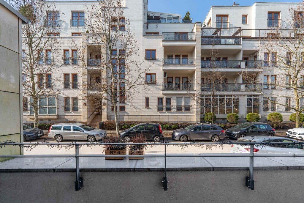 Spacious apartment with dual terraces in Wilanów – 20