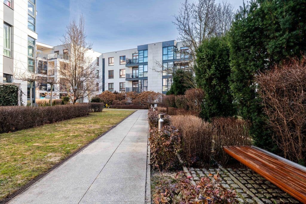 Spacious apartment with dual terraces in Wilanów – 22