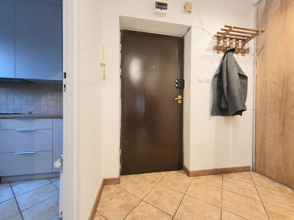 Fully furnished apartment with green views – 10