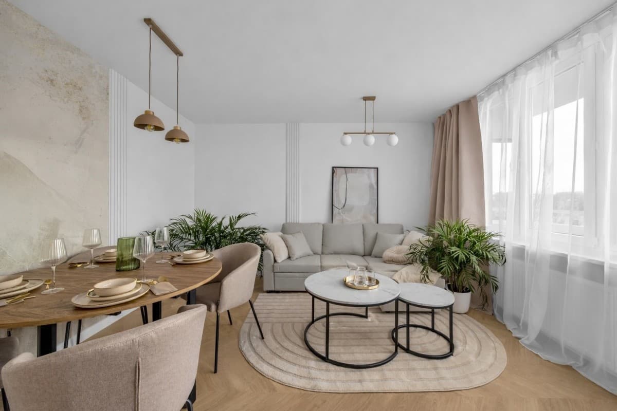 Spacious, fully renovated 4-room apartment in Bielany – 2