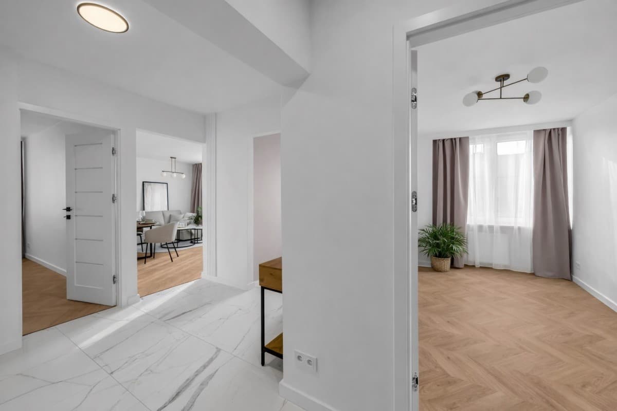 Spacious, fully renovated 4-room apartment in Bielany – 5