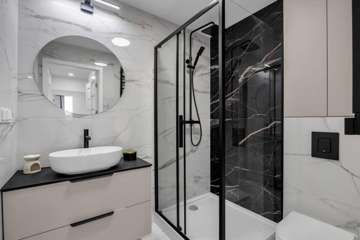 Spacious, fully renovated 4-room apartment in Bielany – 15