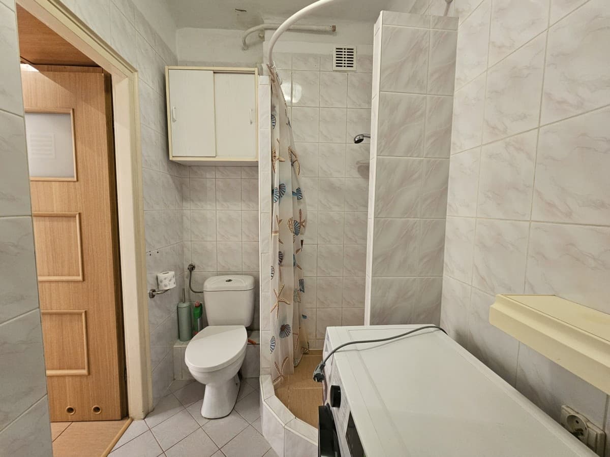 Bright apartment in Ursus with renovation potential – 4