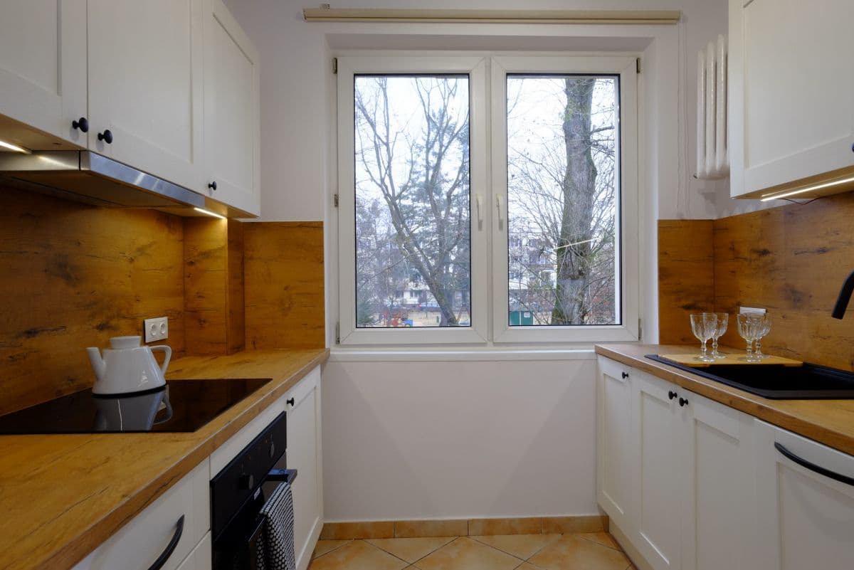 Sunny 2-room flat near Moczydło Park – 4