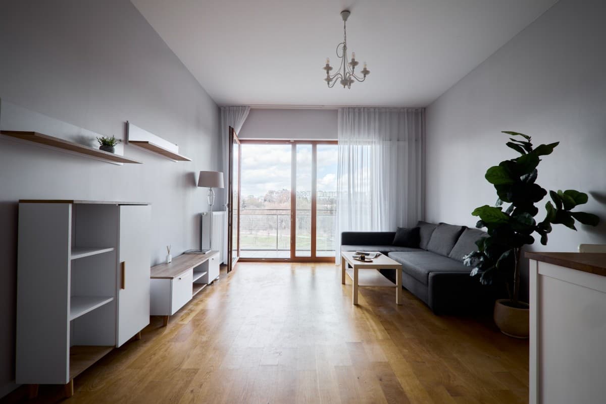 Spacious 3-room apartment with city views – 2