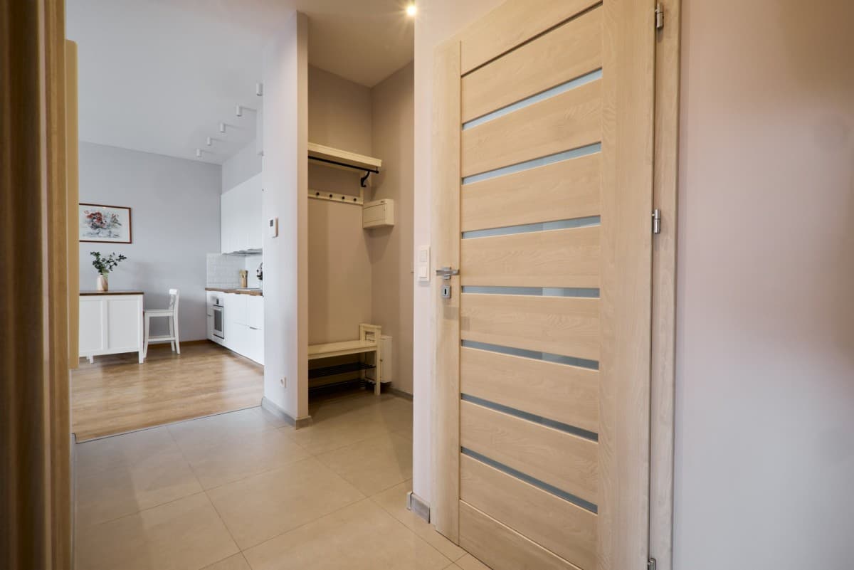 Spacious 3-room apartment with city views – 11