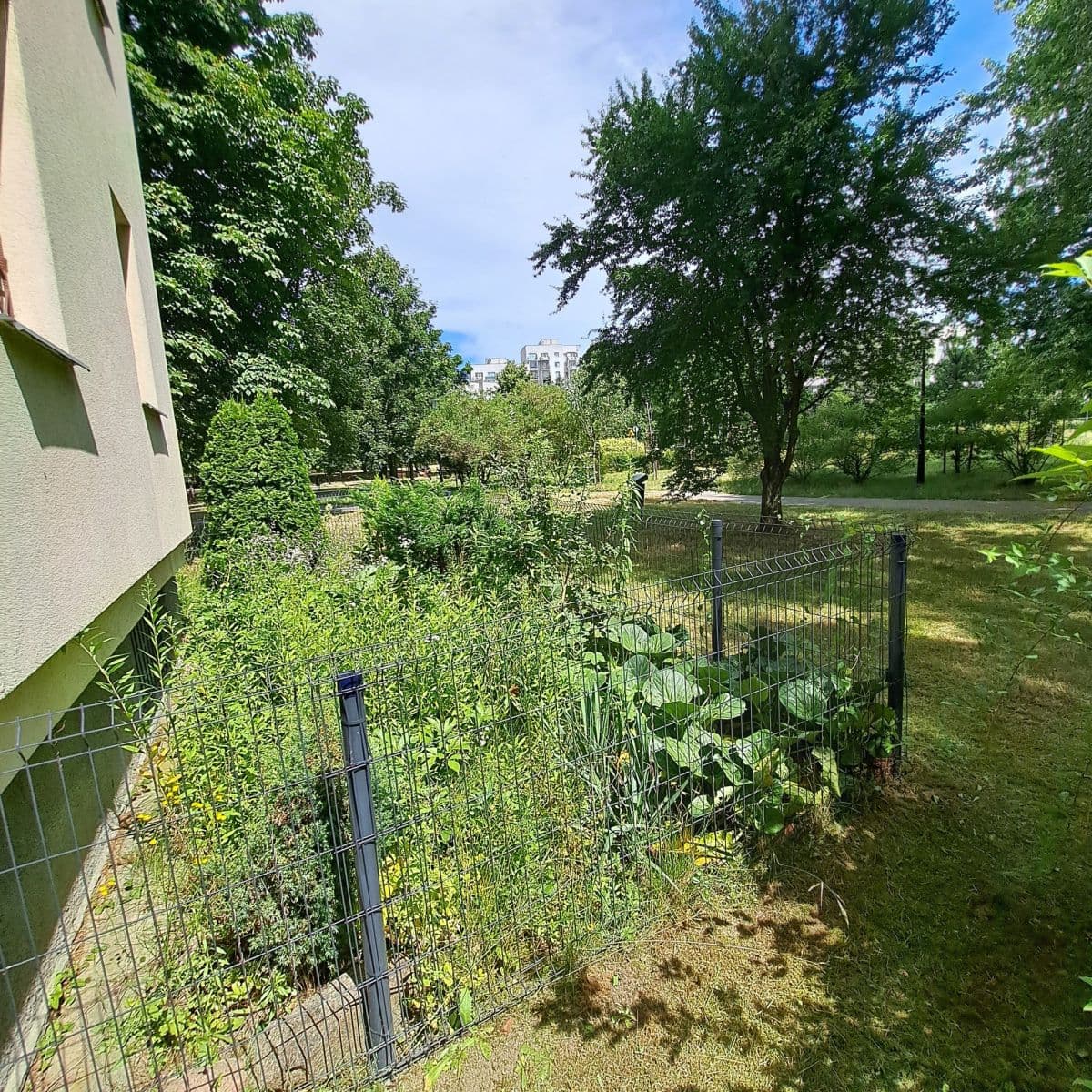 Renovated ground-floor apartment near Natolin Metro – 7