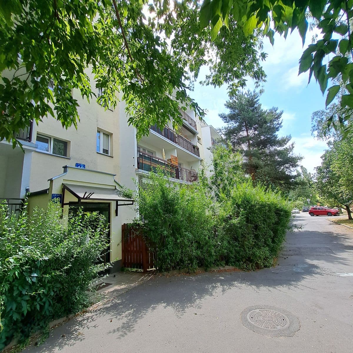 Renovated ground-floor apartment near Natolin Metro – 8