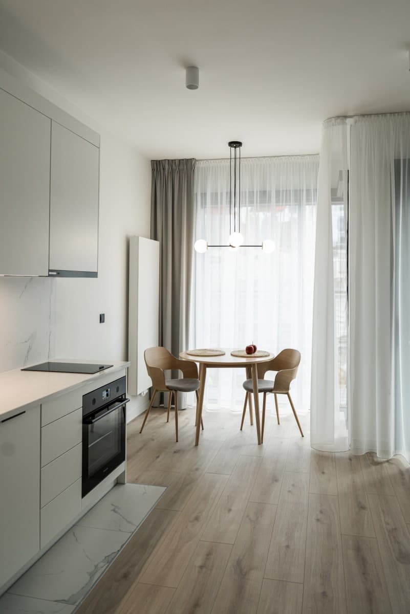 Stylish 33 m² apartment in prime Warsaw location – 4