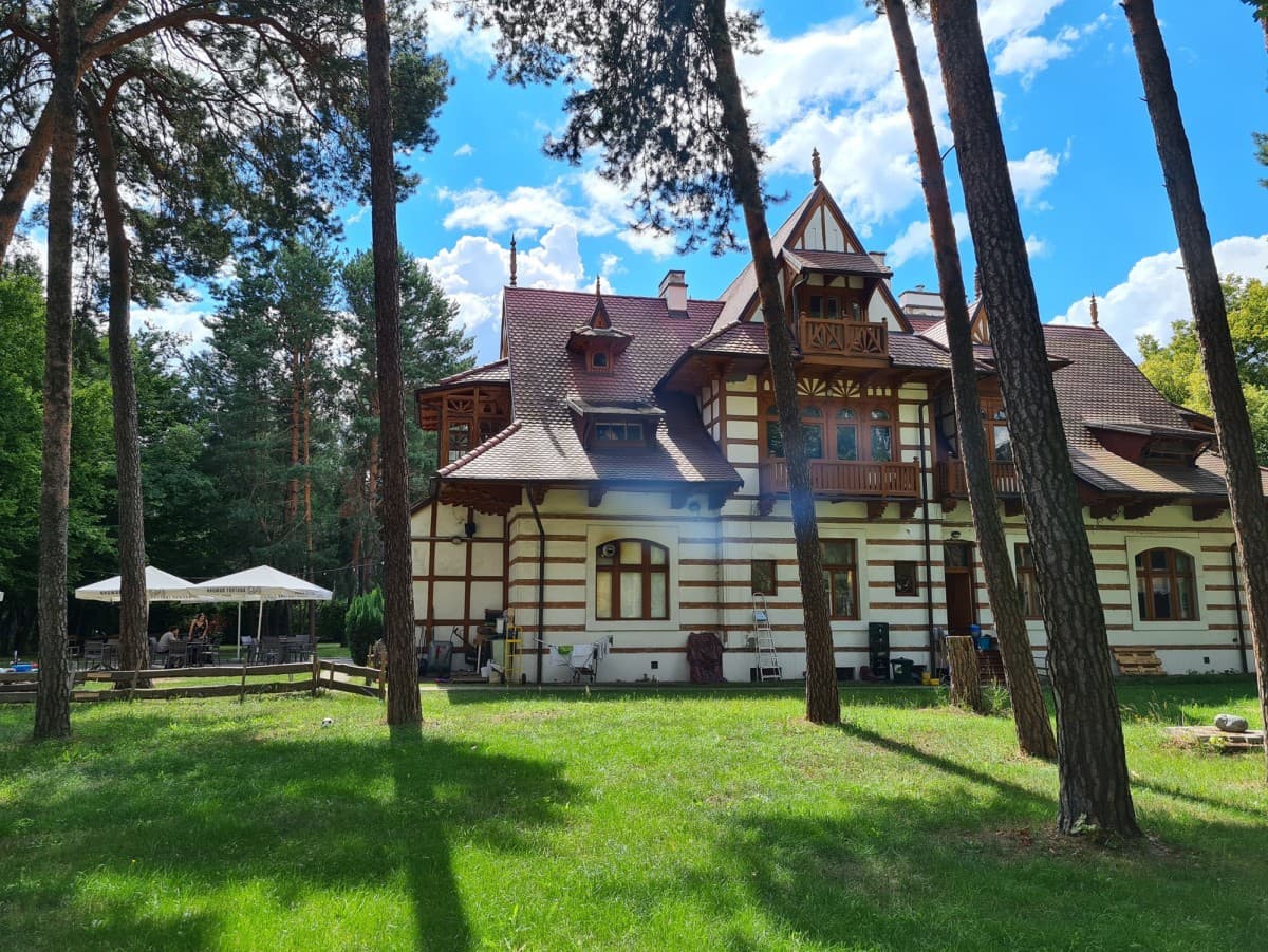 Historyczna willa z potencjałem inwestycyjnym w Konstancinie – 2