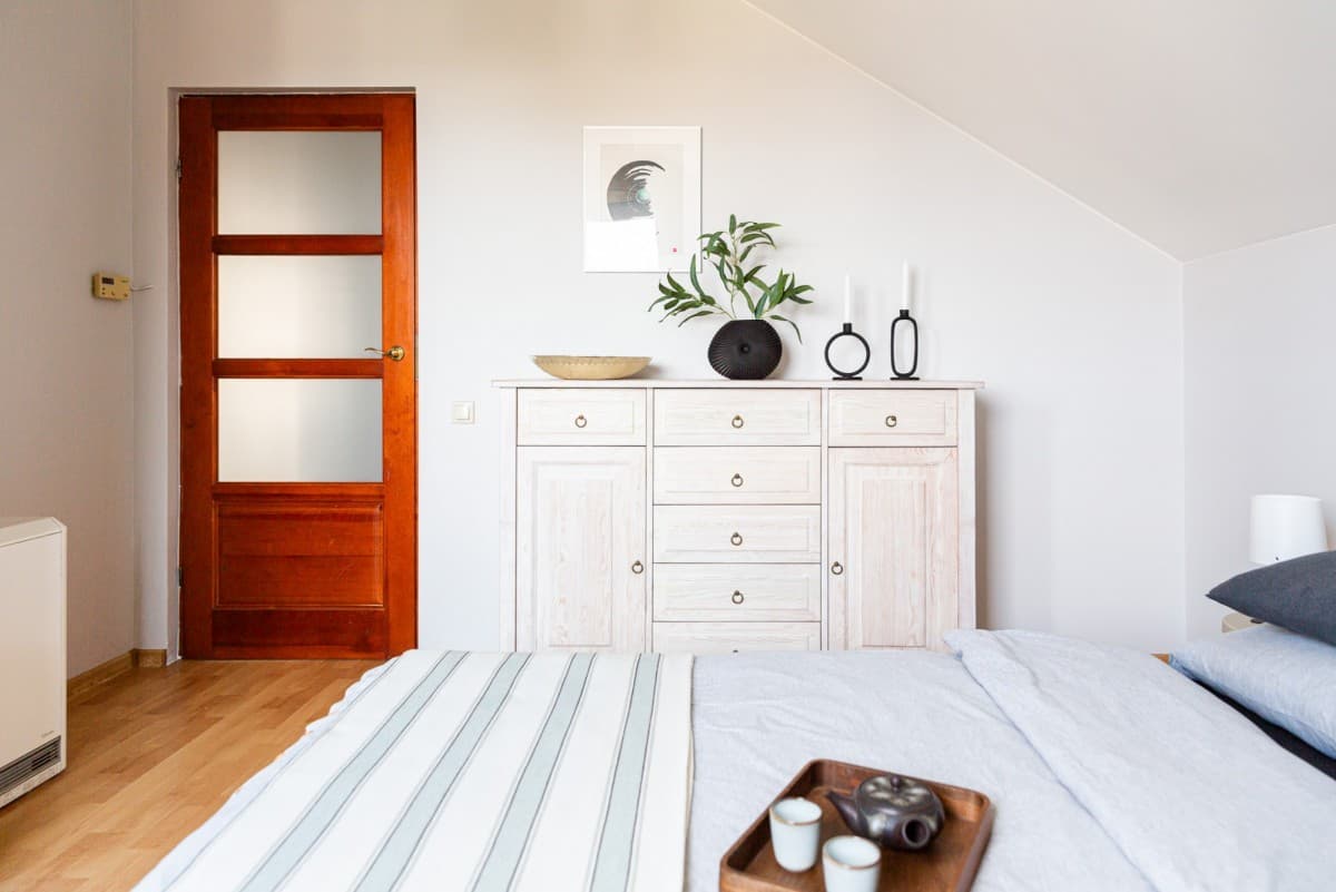Spacious two-level family apartment with views – 20