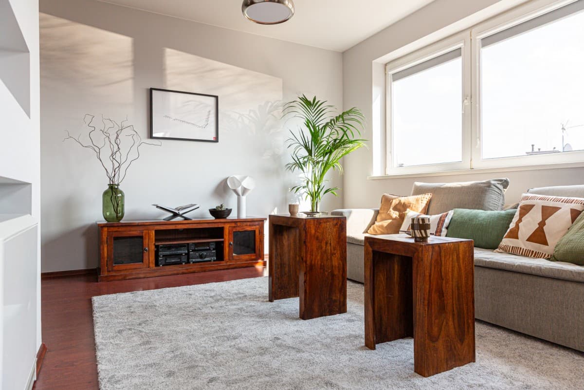 Spacious two-level family apartment with views – 4