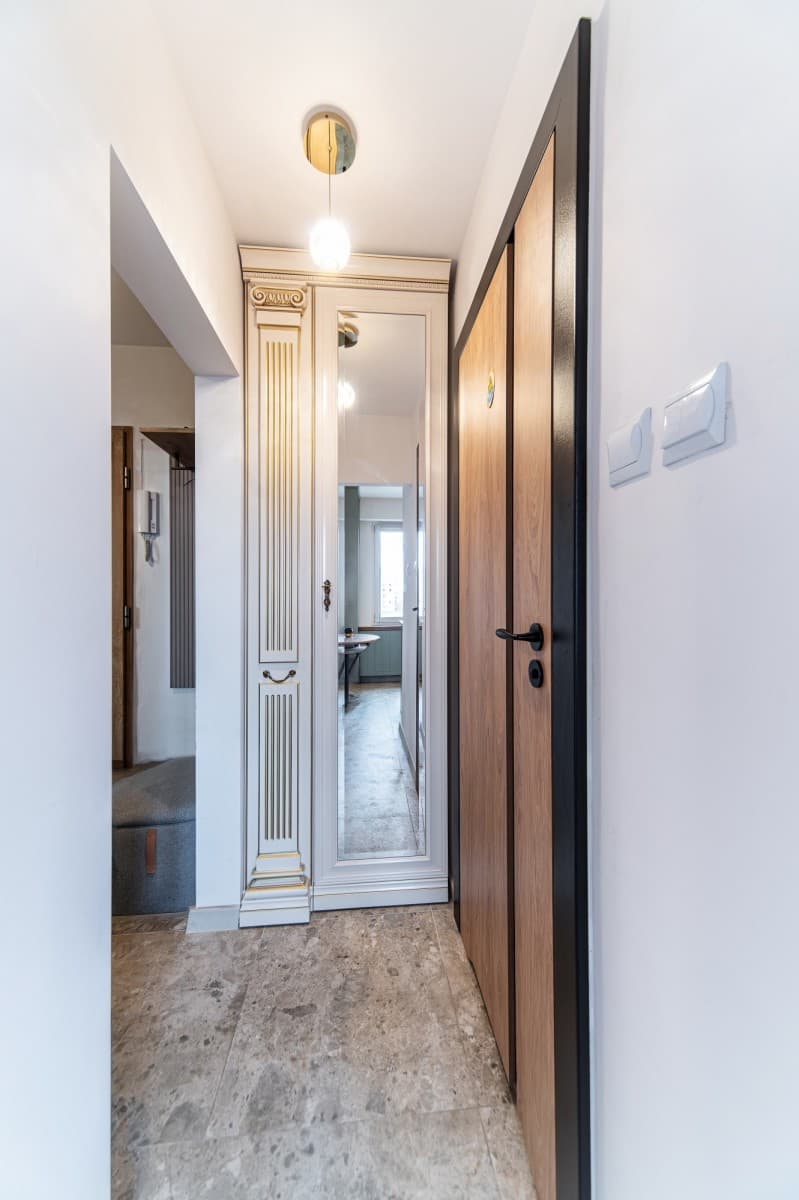 Fully renovated apartment with loggia in secure area – 13