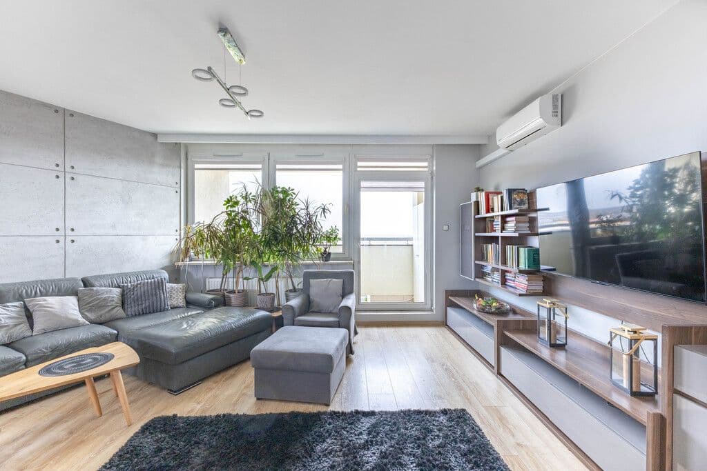 Spacious 4-room apartment with private sauna – 2