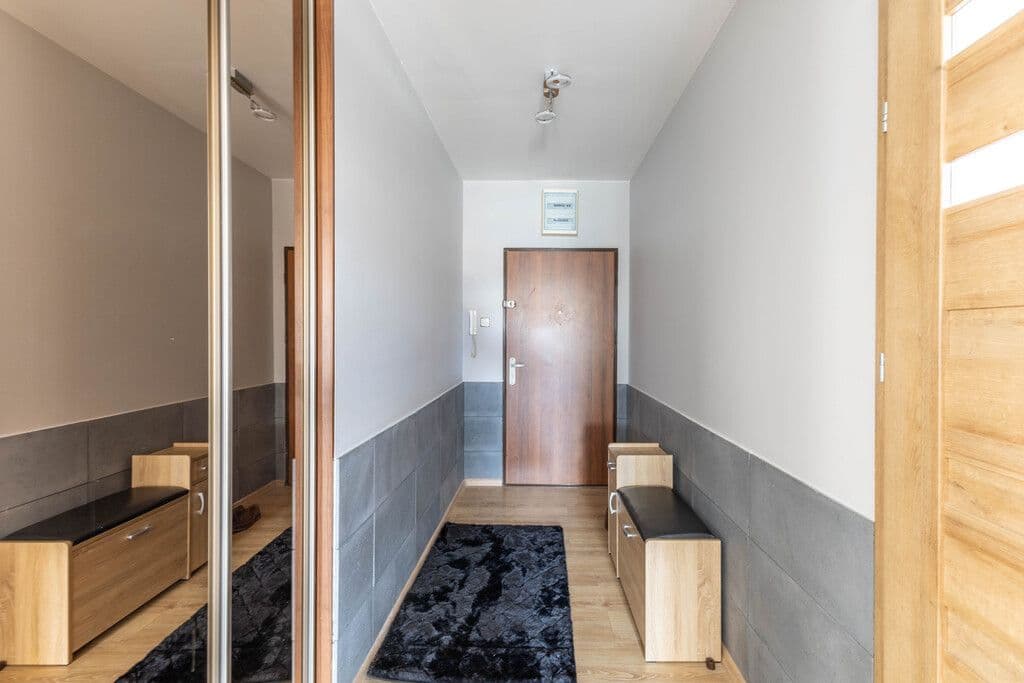 Spacious 4-room apartment with private sauna – 17