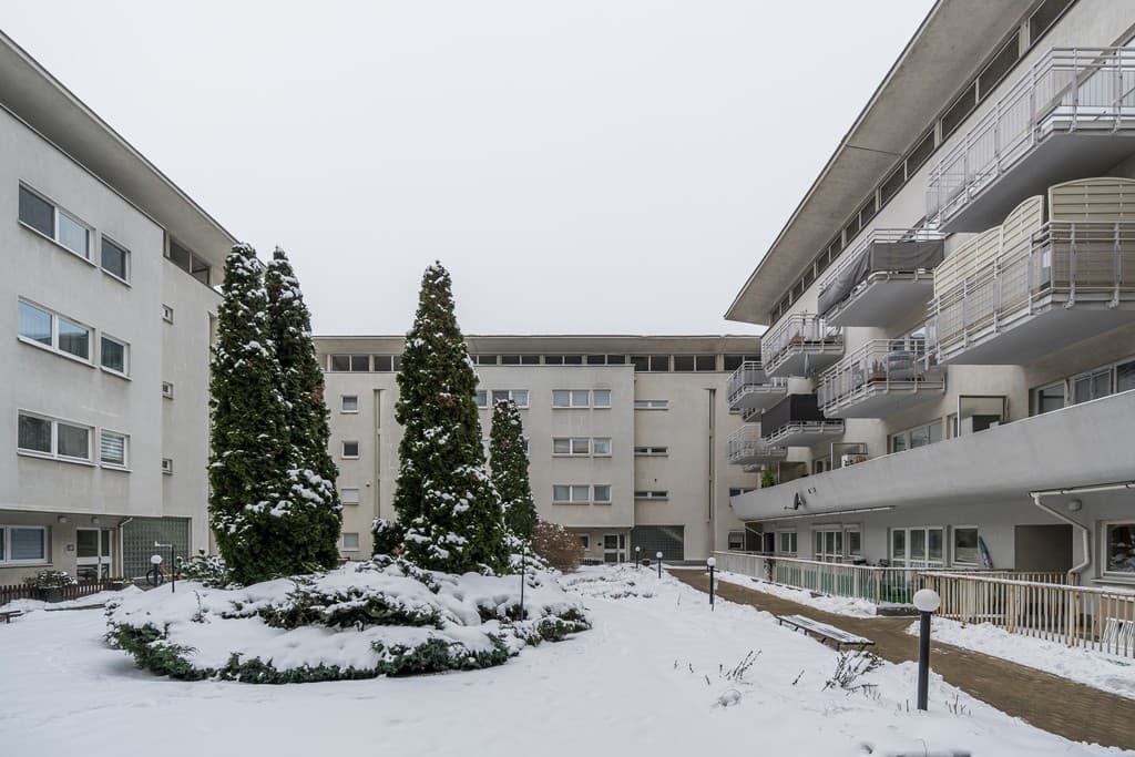 Bright 2-room apartment with terrace near Metro – 16