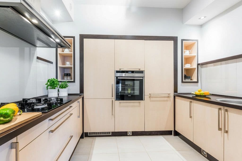 Spacious 3-room apartment with two balconies in Ursus – 8