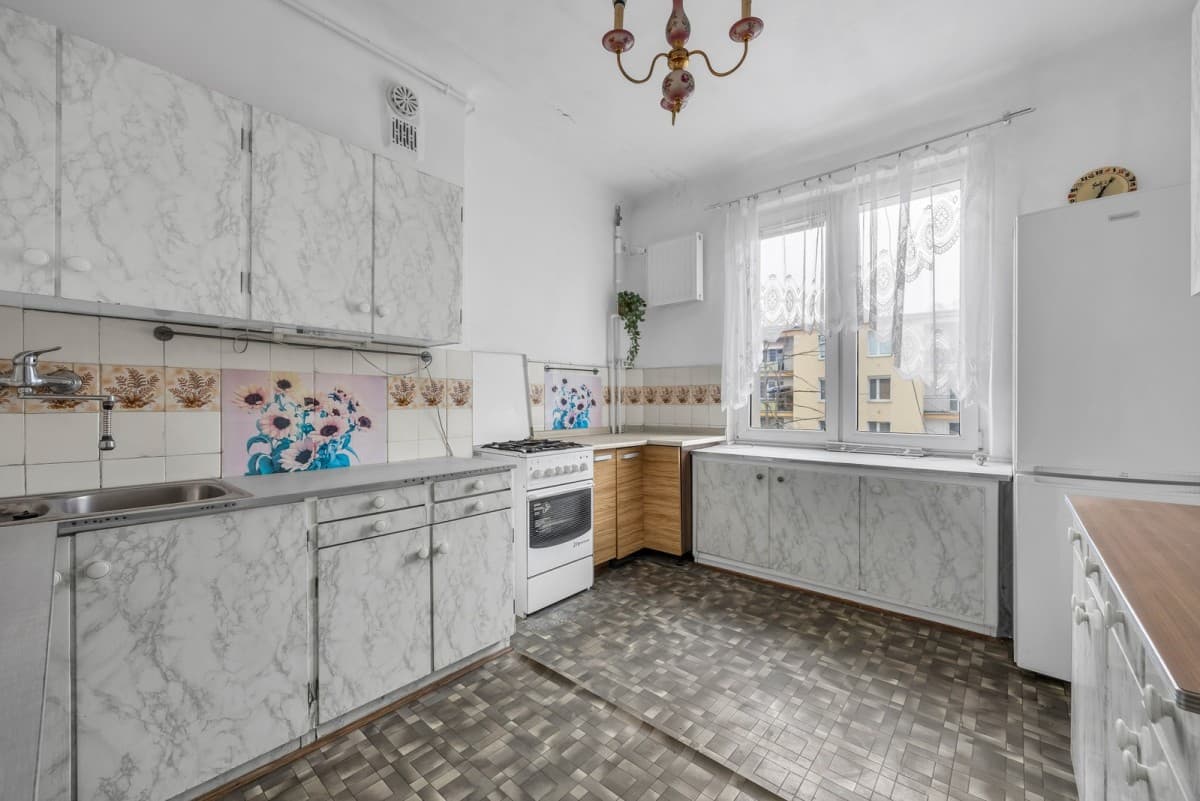 Spacious 2-room apartment in green Saska Kępa – 6