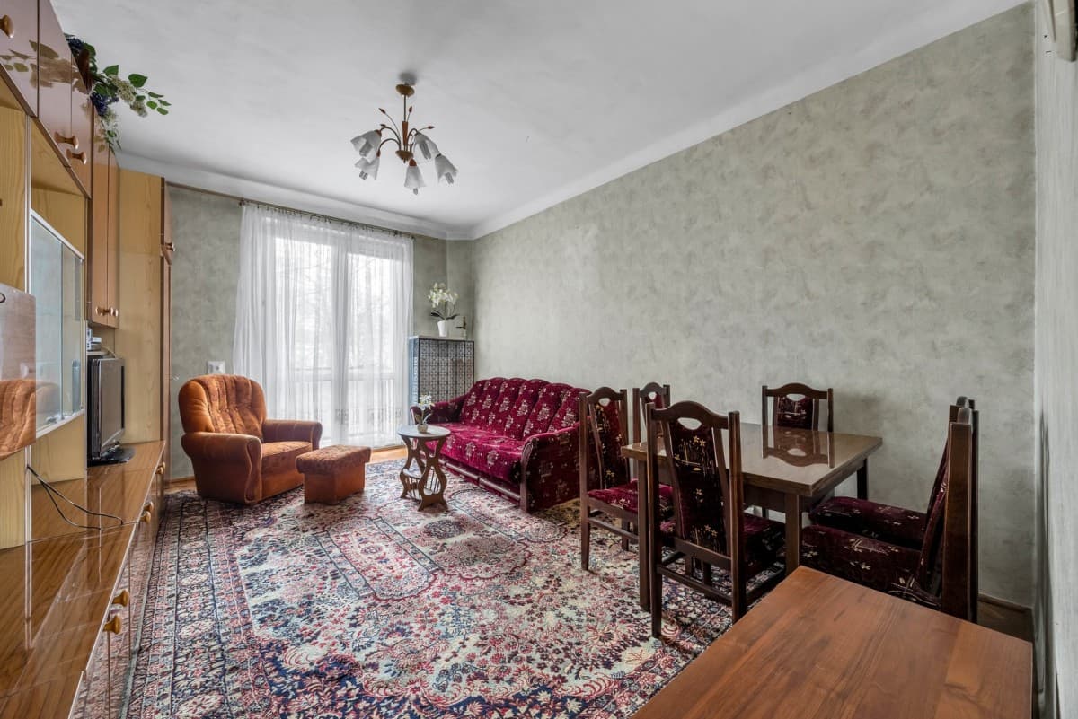 Spacious 2-room apartment in green Saska Kępa – 1